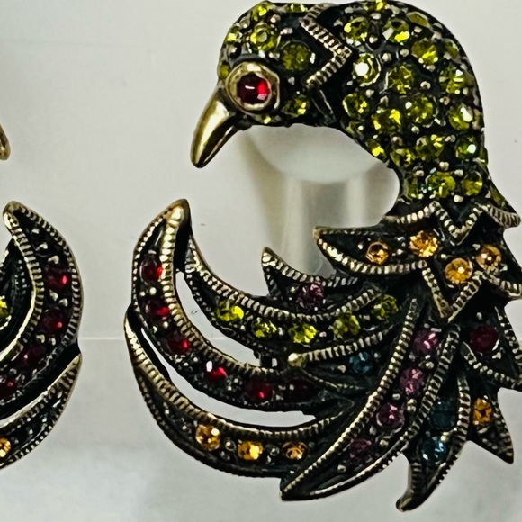 Heidi Daus “For The Birds” clip vintage Swarovski Crystals earrings EUC - Picture 4 of 10